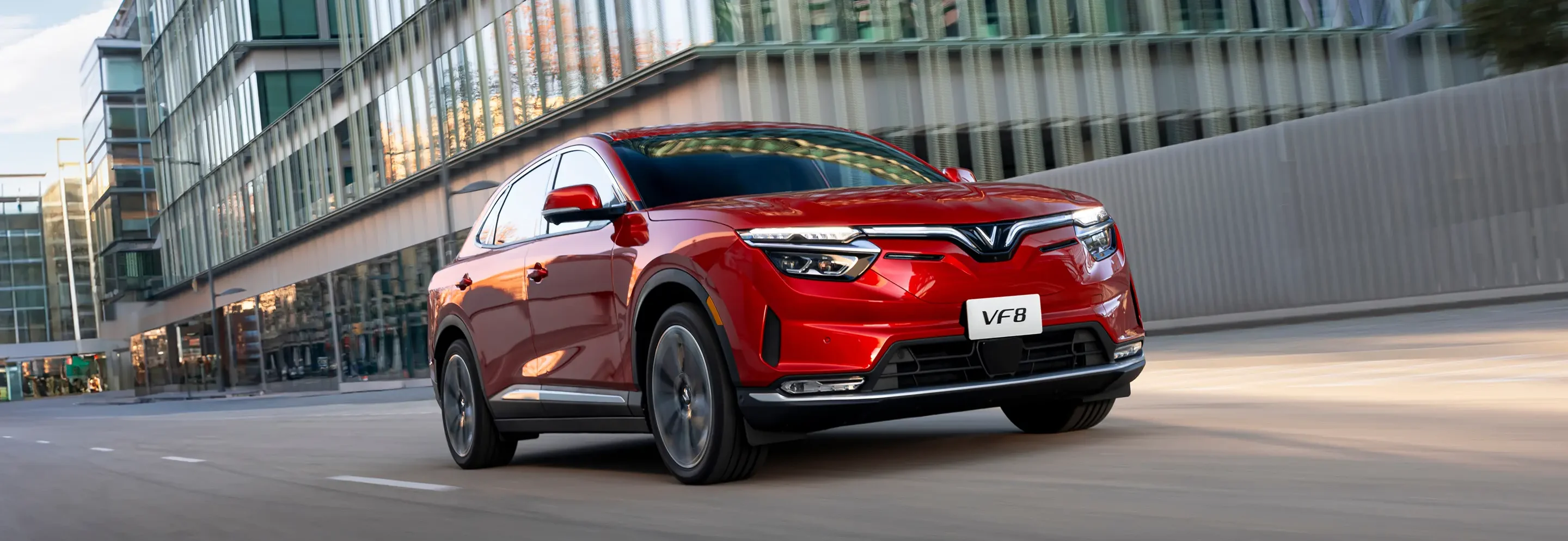vf8 banner vinfast hcmc e1752838533255 Vinfast VF8
