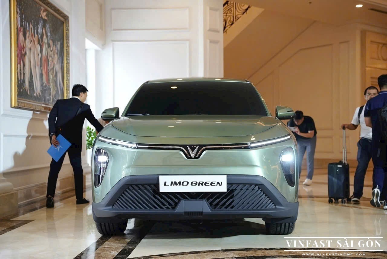 Hình ảnh xe Vinfast Limo Green màu xanh