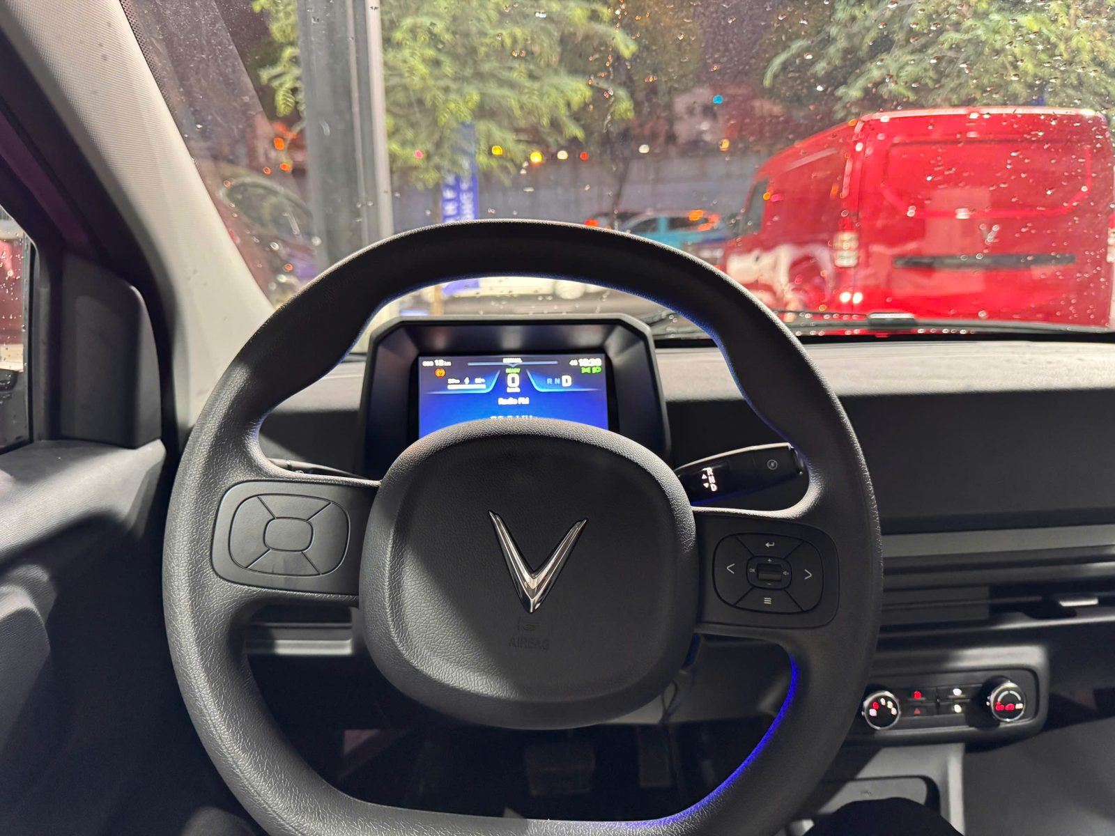 Hình ảnh nội thất Vinfast Minio Green