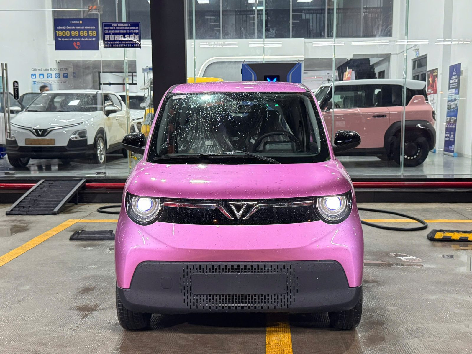 Hình ảnh Vinfast Minio Green màu tím